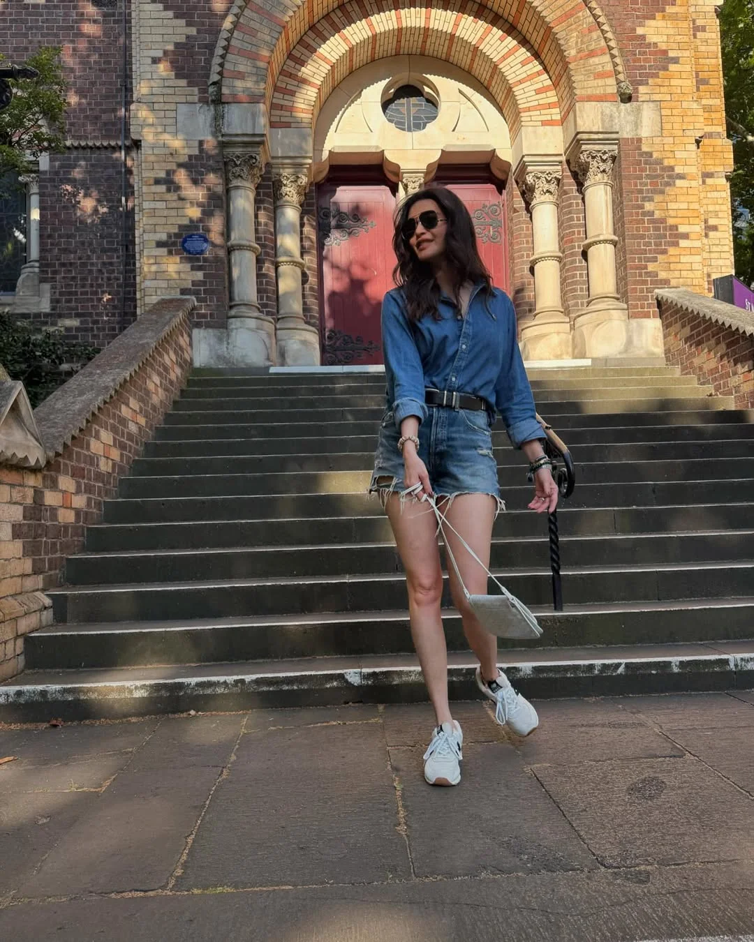 Karishma Tanna, 40 picture 4 of 5