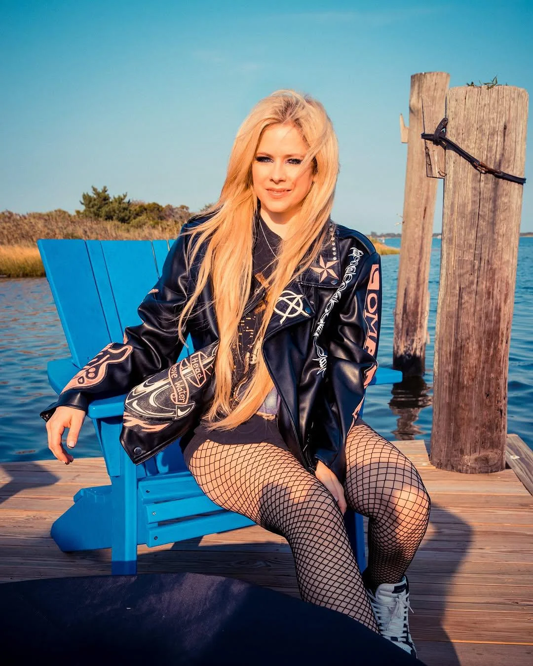 Avril Lavigne, 40 picture 1 of 1