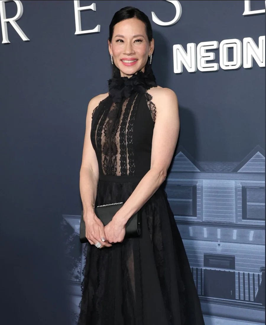 Lucy Liu, 56 picture 1 of 1