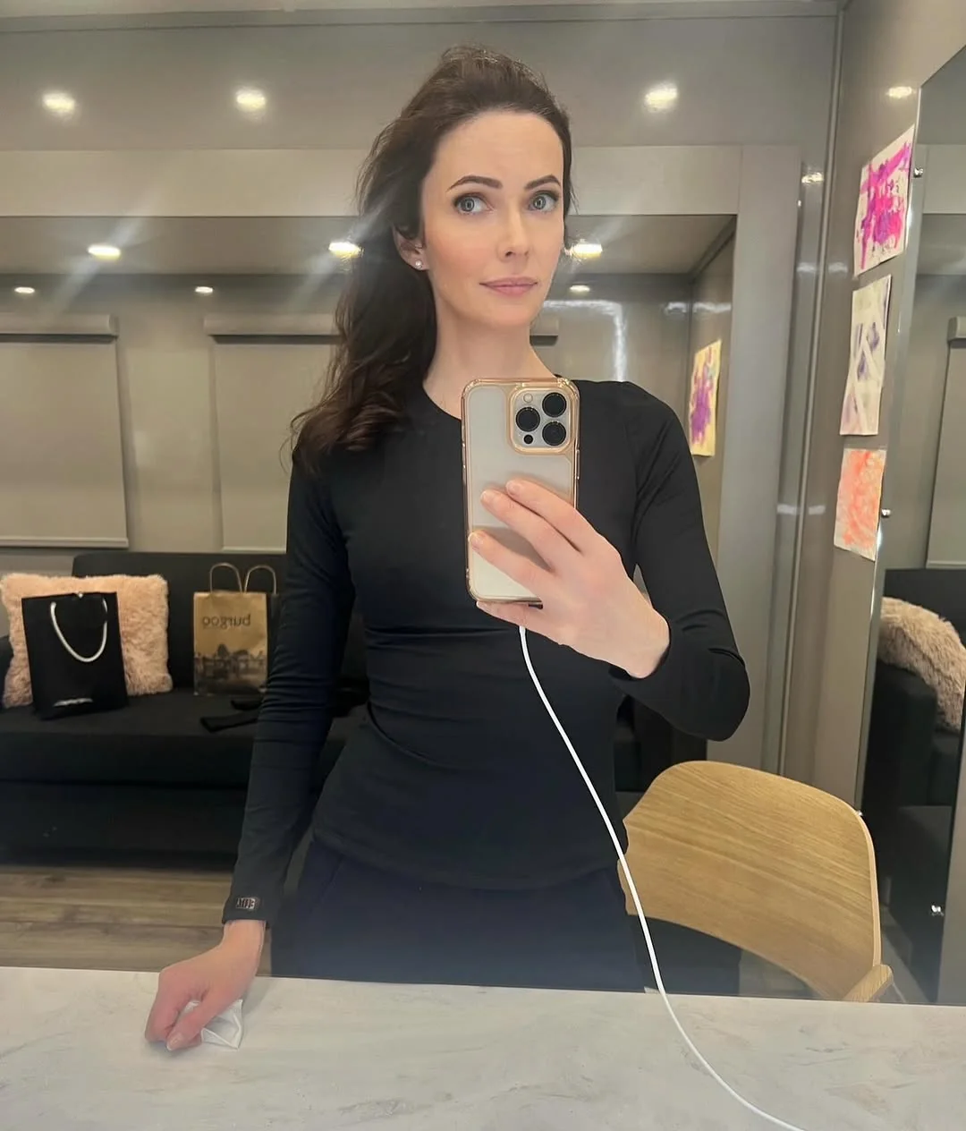 Bitsie Tulloch, 43 picture 8 of 20