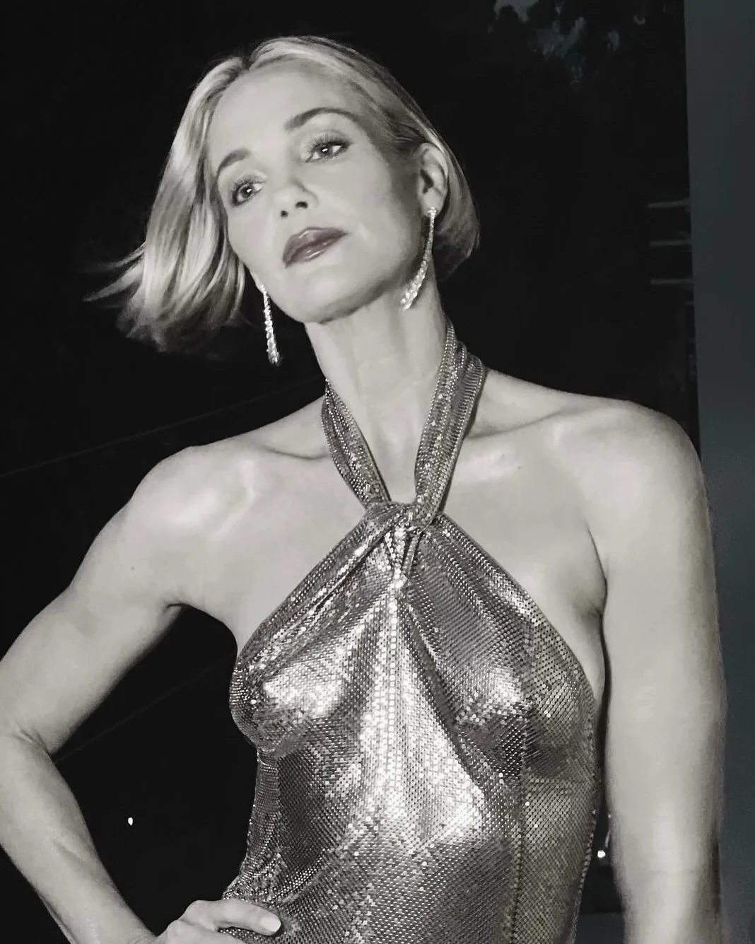 Leslie Bibb, 49 picture 4 of 10