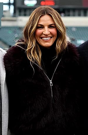 Erin Andrews, 46'