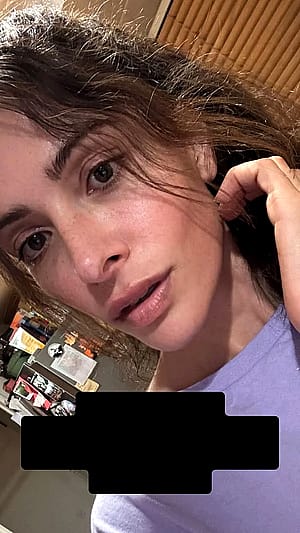 Sarah Shahi, 45'