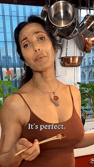 Padma Lakshmi, 54'