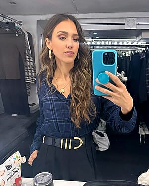 Jessica Alba, 43'