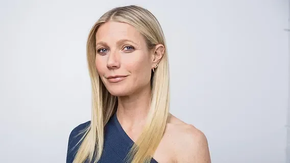 Gwyneth Paltrow, 52 picture 1 of 4