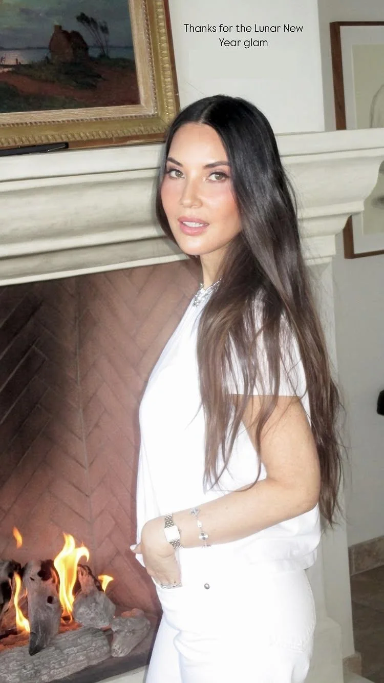 Olivia Munn, 44 picture 2 of 2