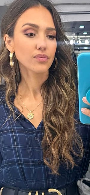 Jessica Alba, 43'