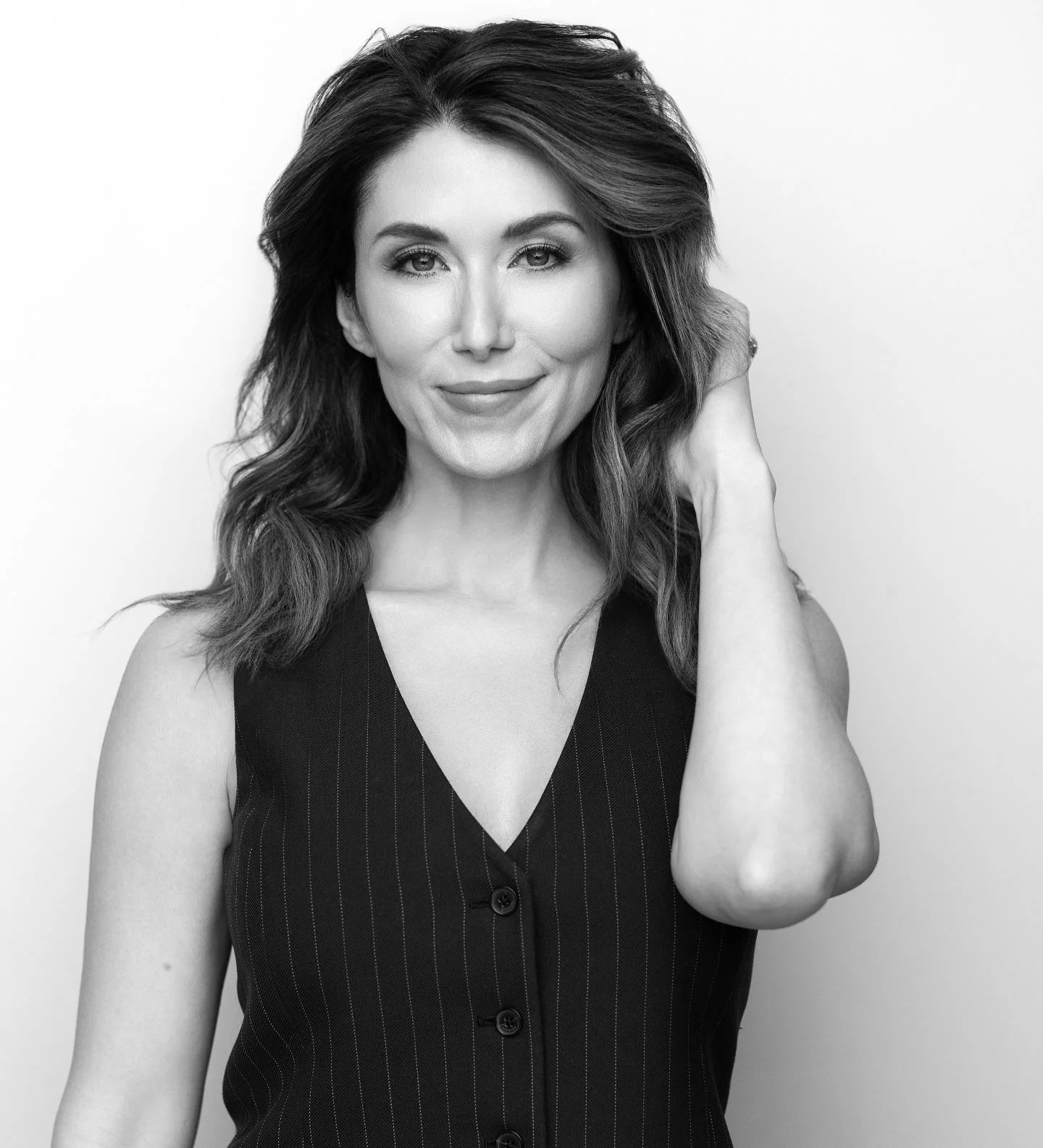Jewel Staite, 42 picture 1 of 1
