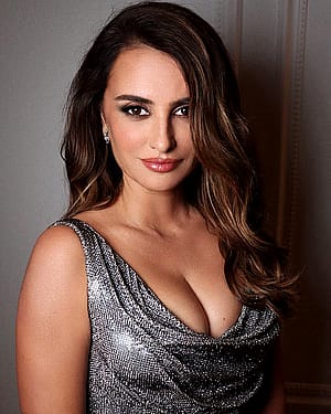 Penelope Cruz, 50'