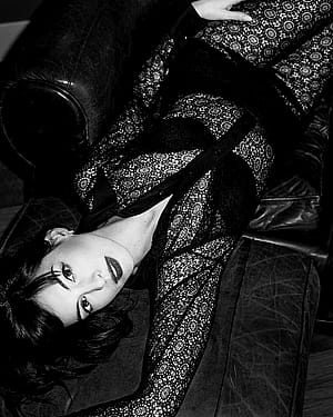 Anne Hathaway, 42'