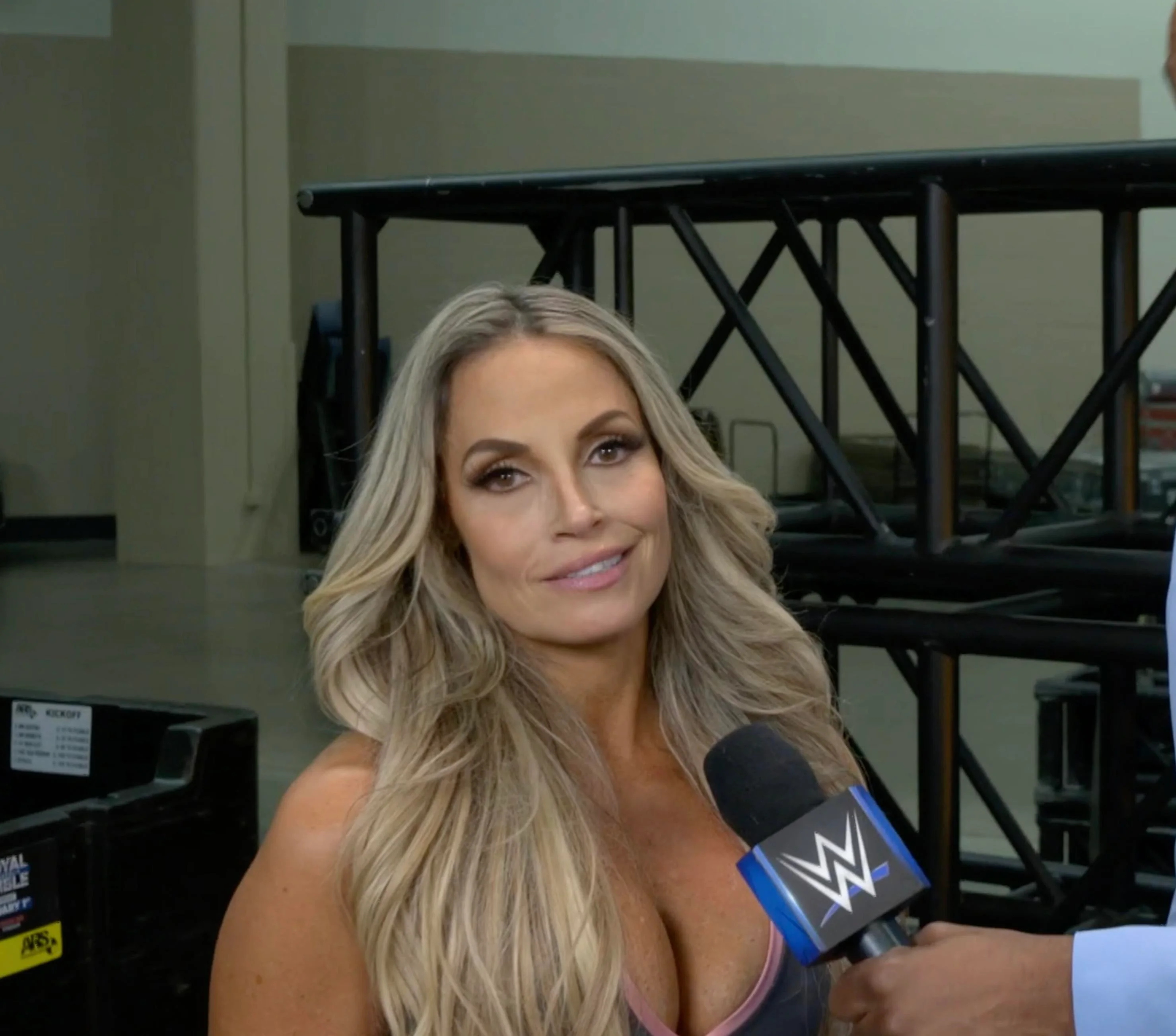 Trish Stratus, 49 Post Royal Rumble picture 1 of 3