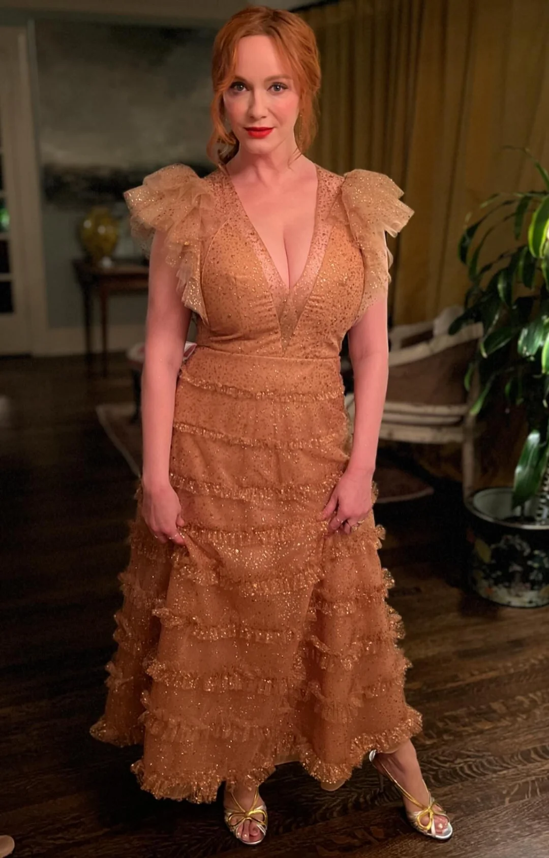 Christina Hendricks, 49 picture 1 of 1