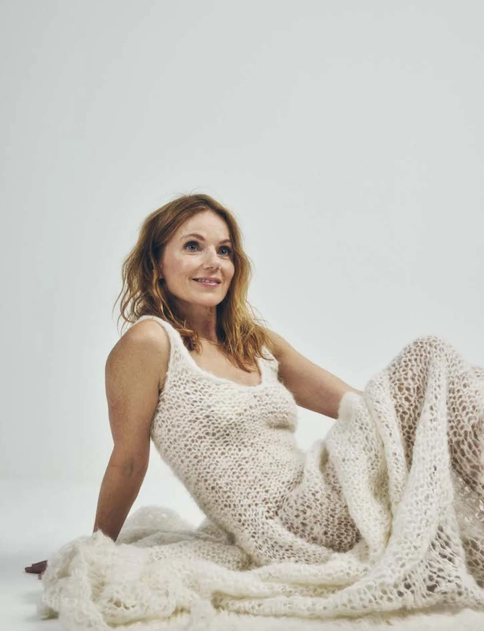 Geri Halliwel, 52 picture 2 of 2