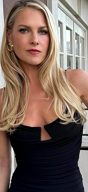 Ali Larter, 48'