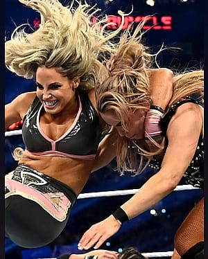 Trish Stratus, 49 Royal Rumble'