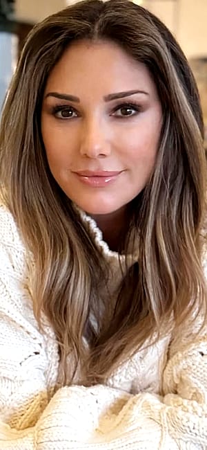 Daisy Fuentes, 58'