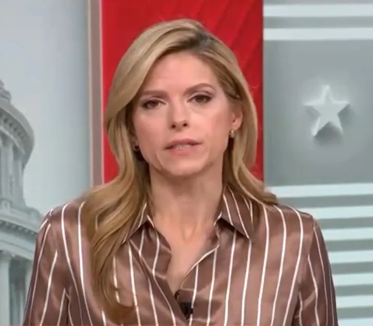 Kate Bolduan, 41 picture 3 of 10