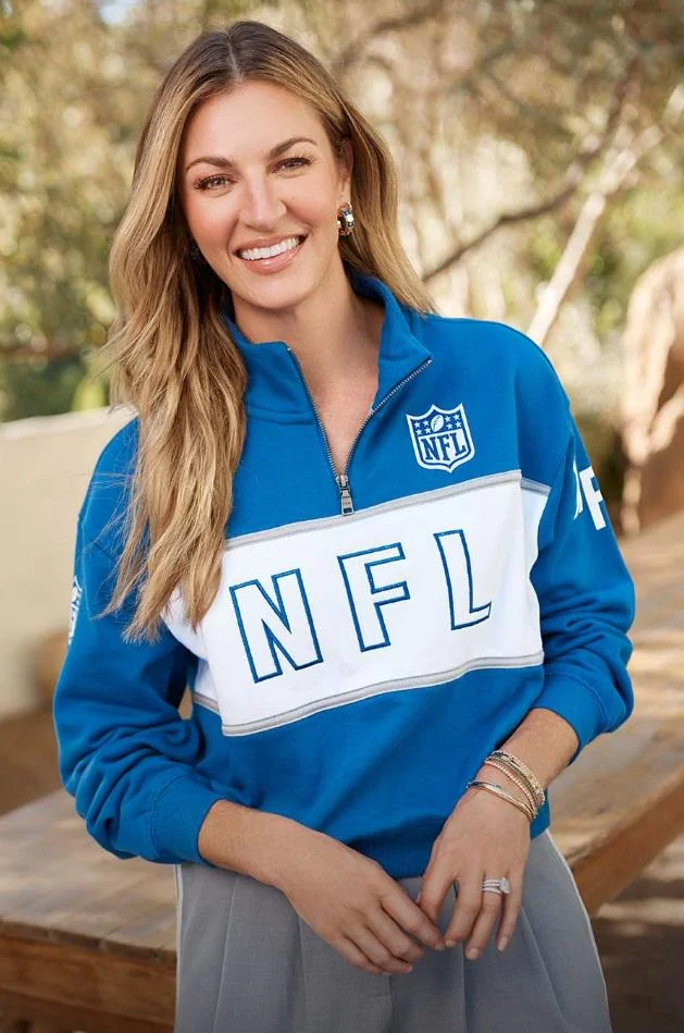 Erin Andrews, 46 picture 1 of 1