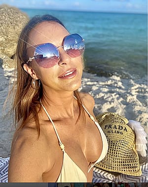 Eva Larue, 58'