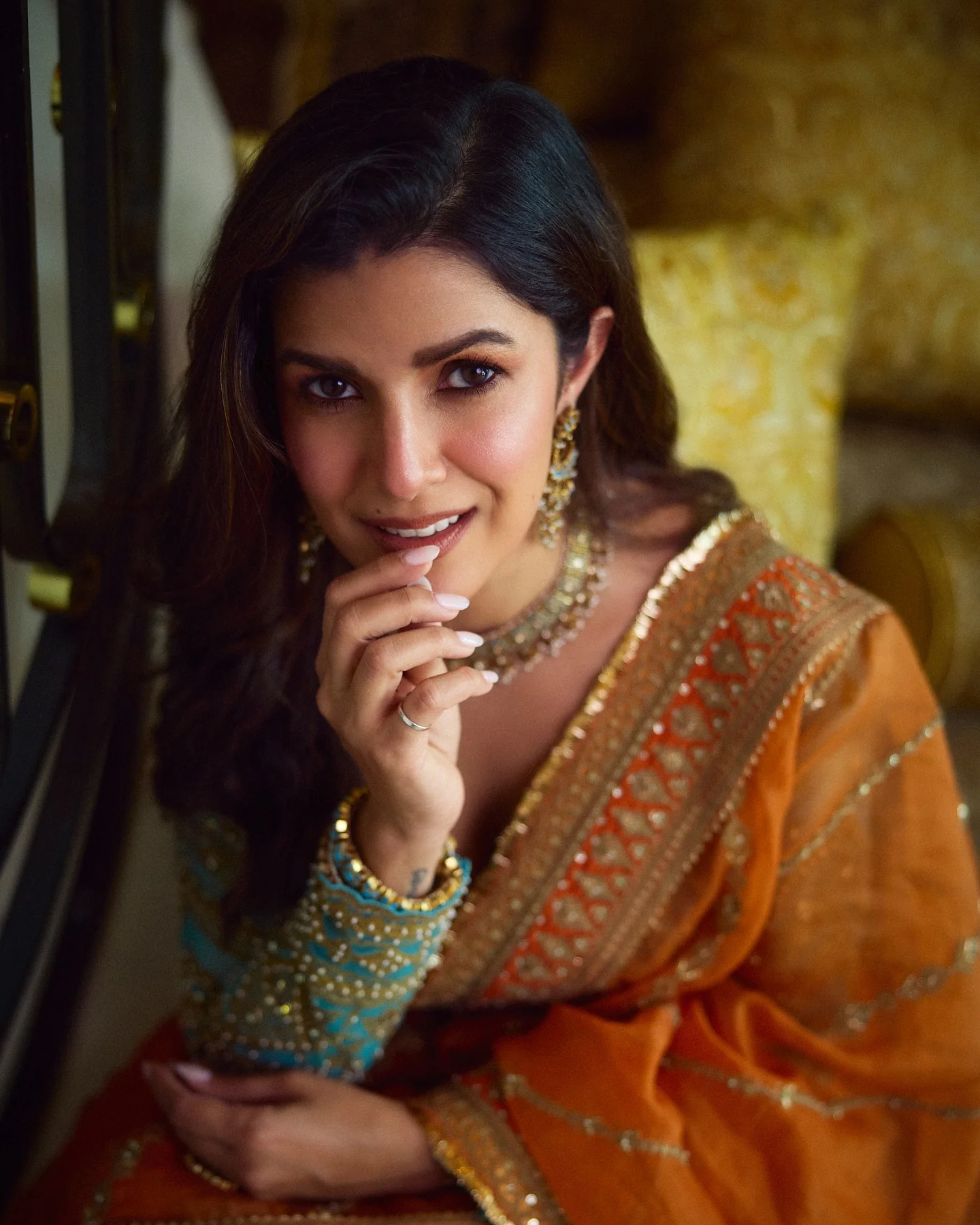Nimrat Kaur, 42 picture 3 of 5