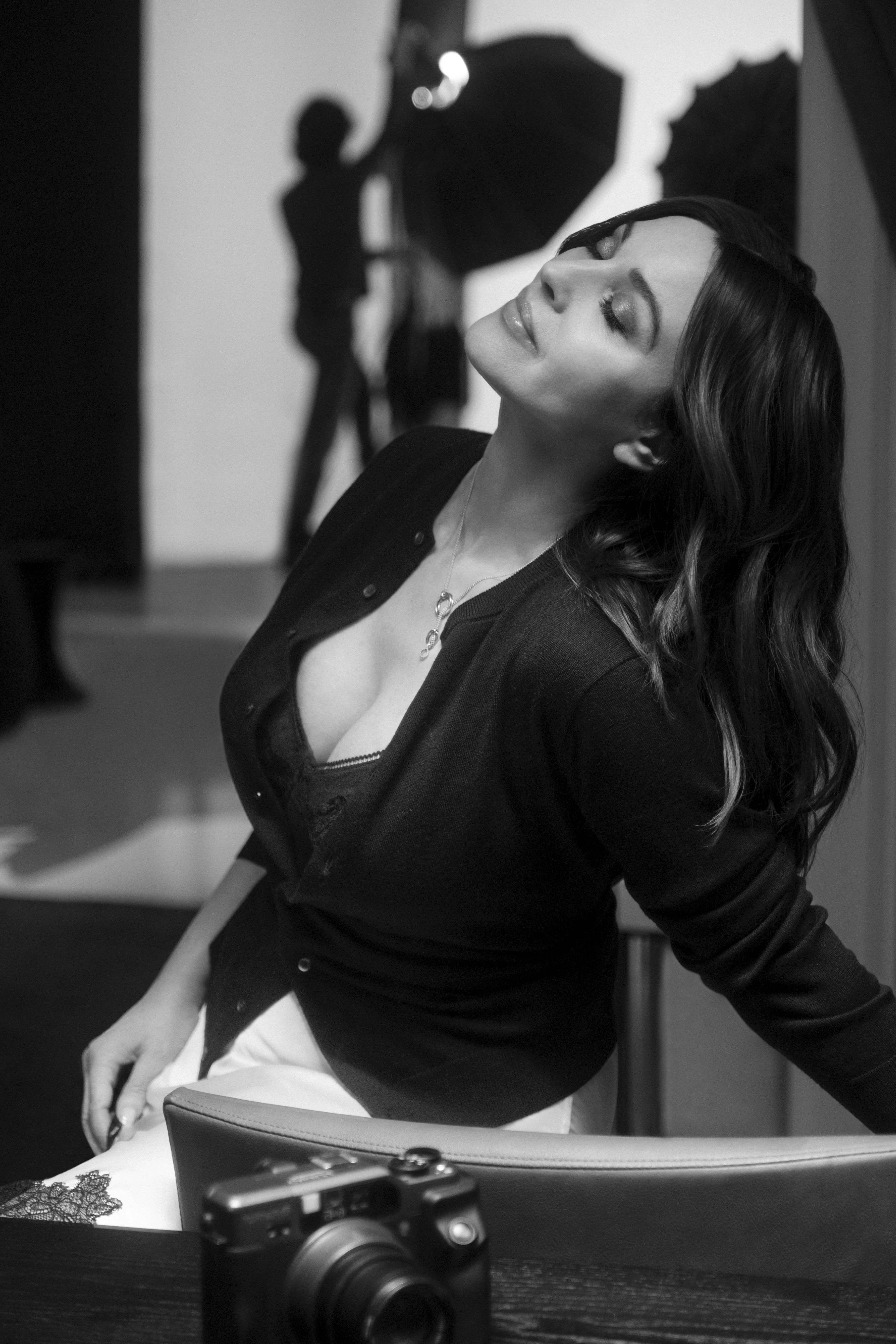 Monica Bellucci, 59 picture 3 of 5