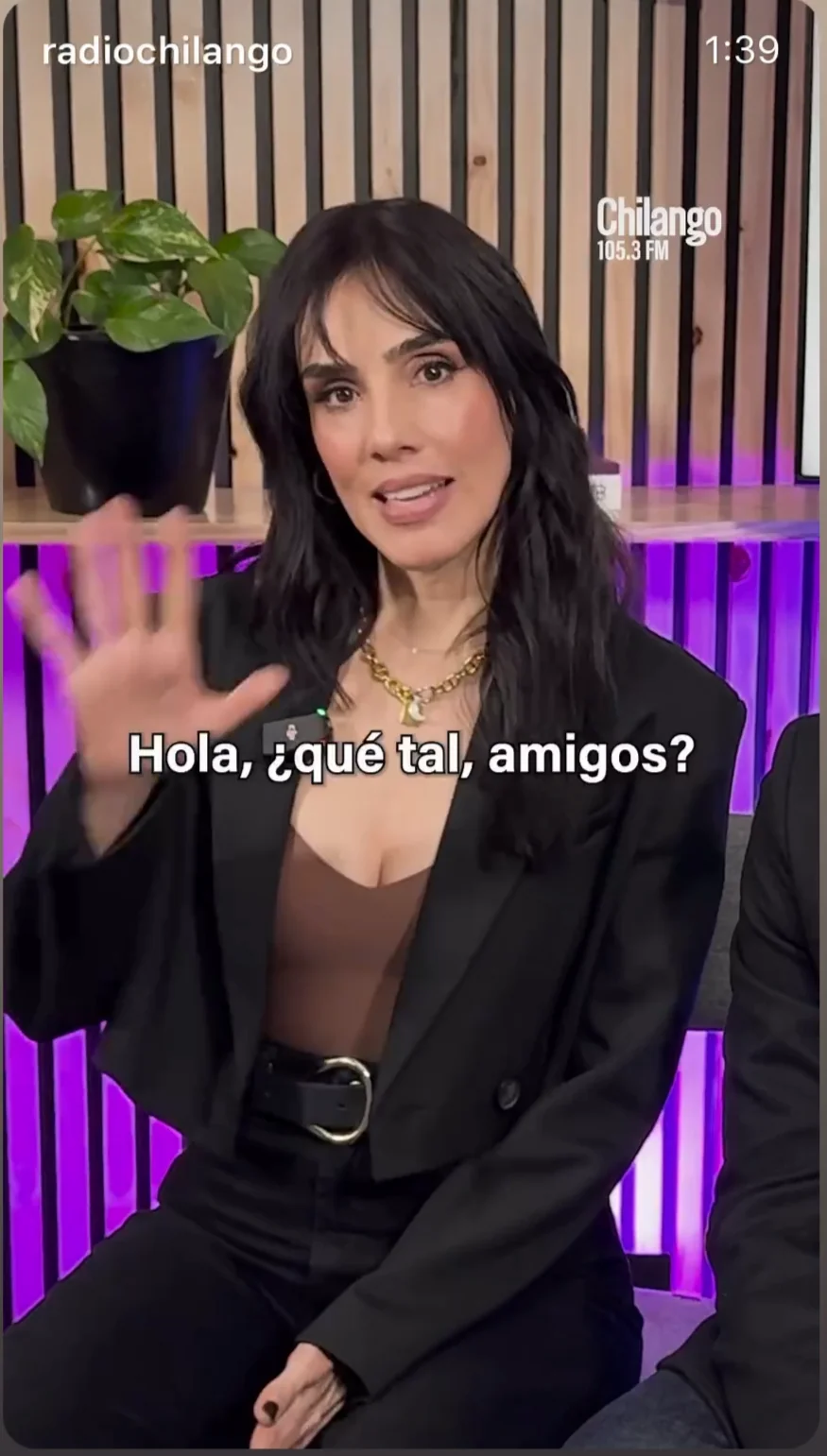 Sandra Echeverría, 40 picture 1 of 2