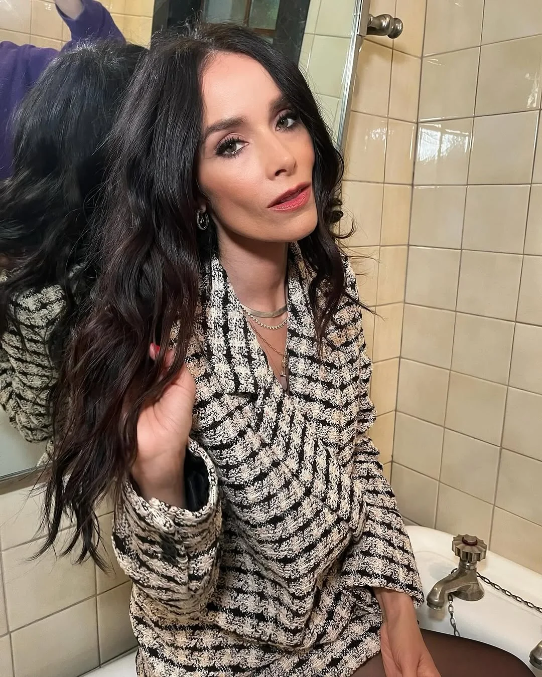 Abigail Spencer, 43 picture 3 of 4