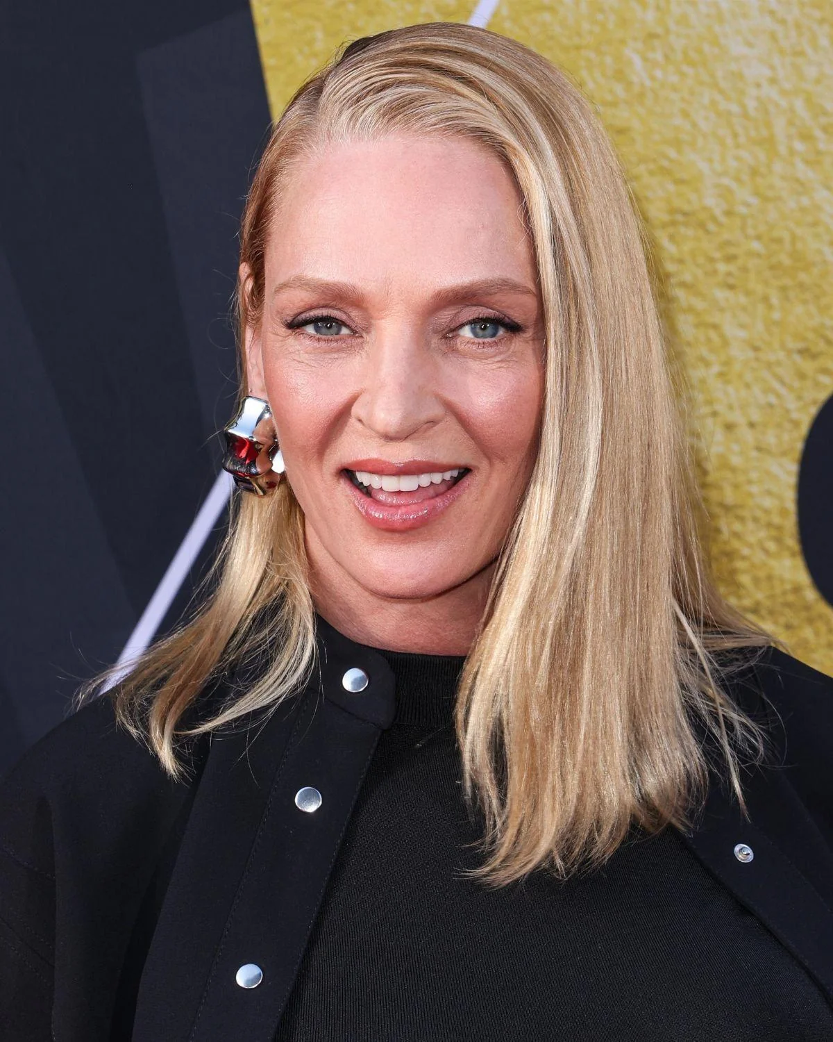 Uma Thurman, 54 picture 1 of 5