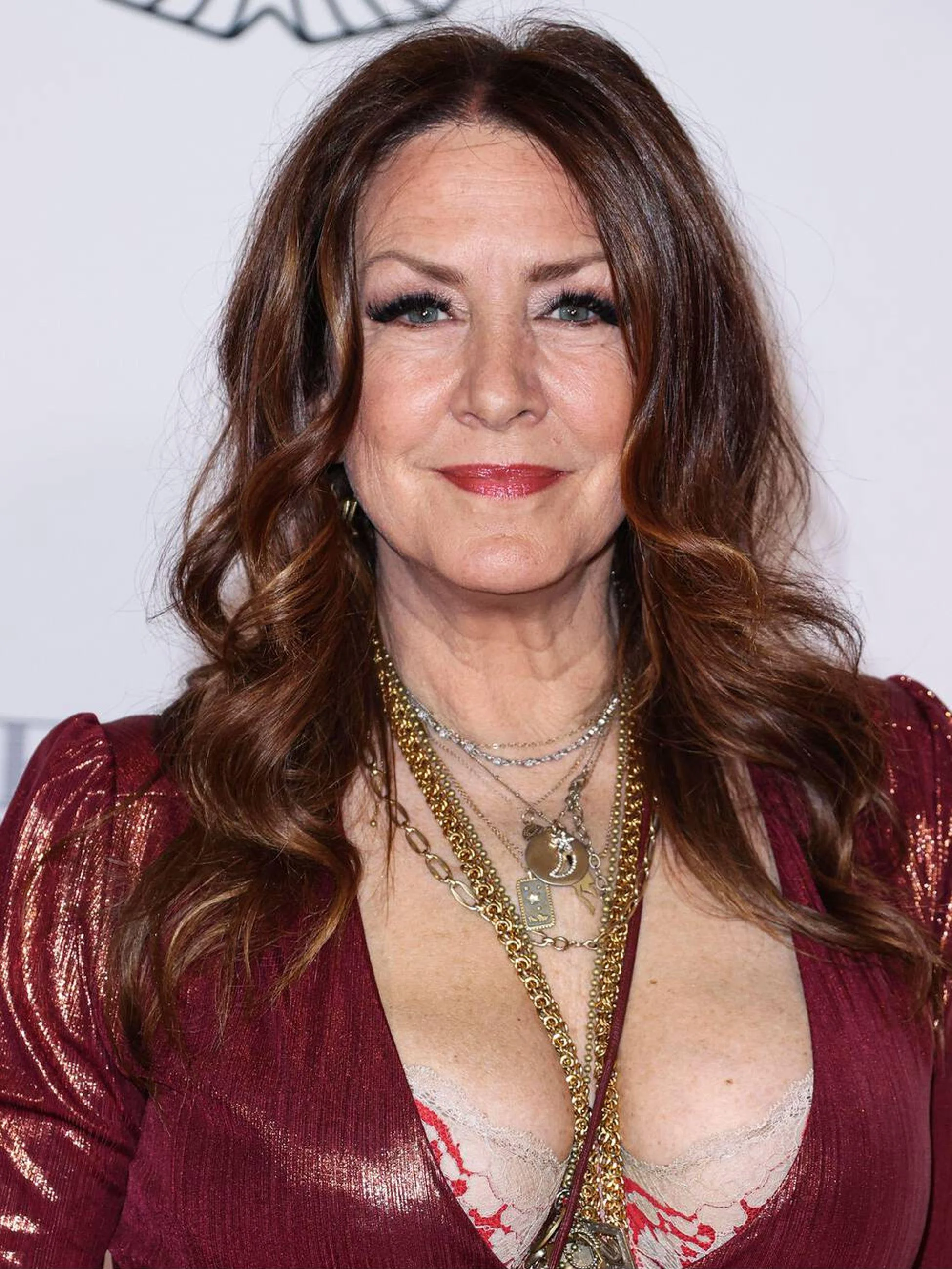 Joely Fisher, 55 picture 1 of 1