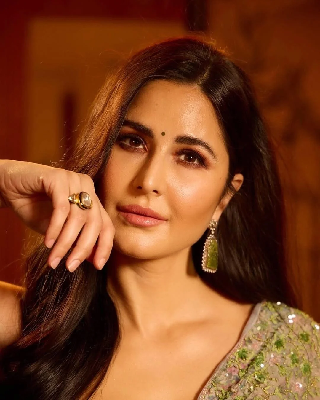 Katrina Kaif, 41 picture 1 of 2
