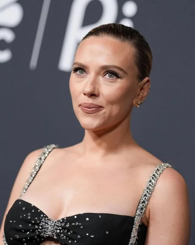 Scarlett Johansson, 40 picture 1 of 5