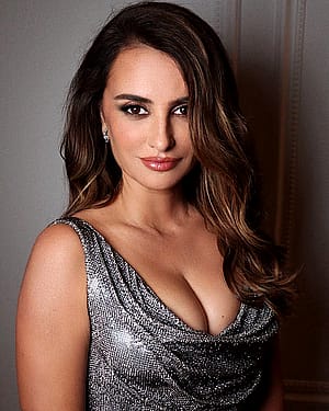 Penelope Cruz, 50'