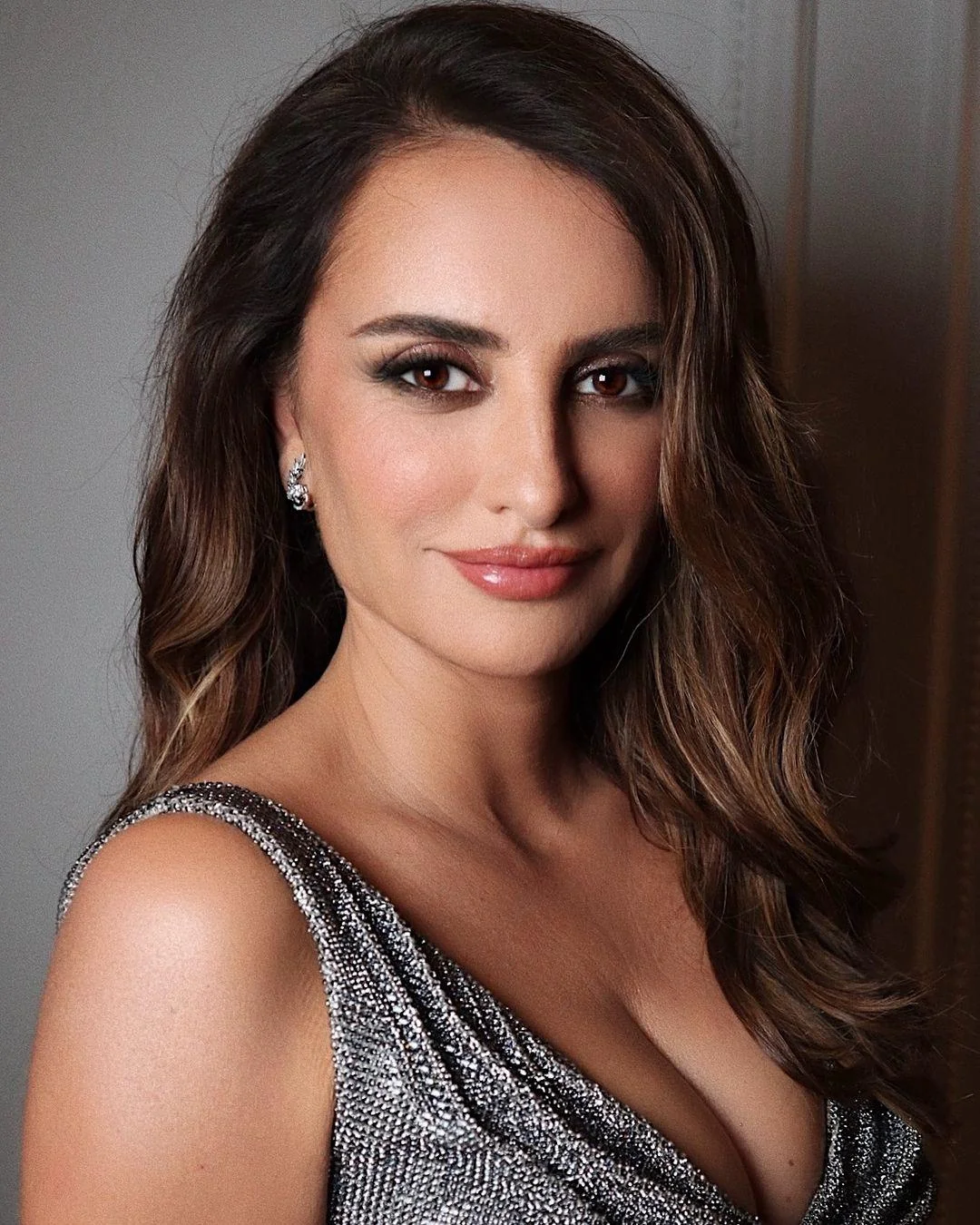 Penelope Cruz, 50 picture 4 of 4