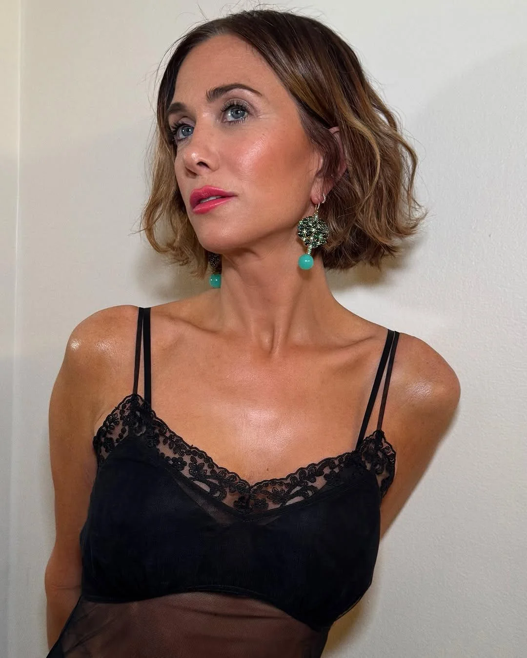 Kristen Wiig, 51 picture 1 of 2