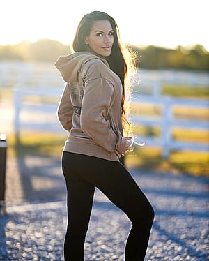 Beckah Shae, 45'