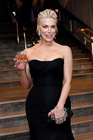 Hannah Waddingham, 49'