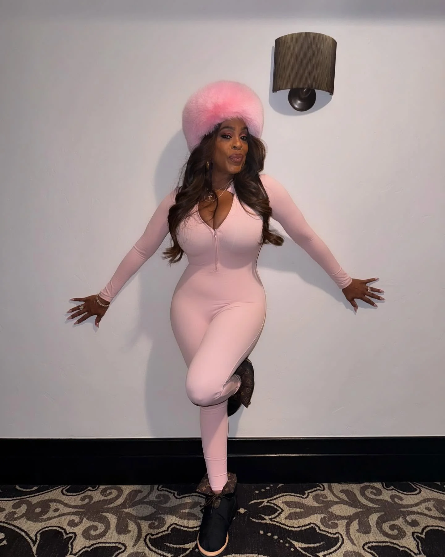 Niecy Nash, 54 picture 2 of 2