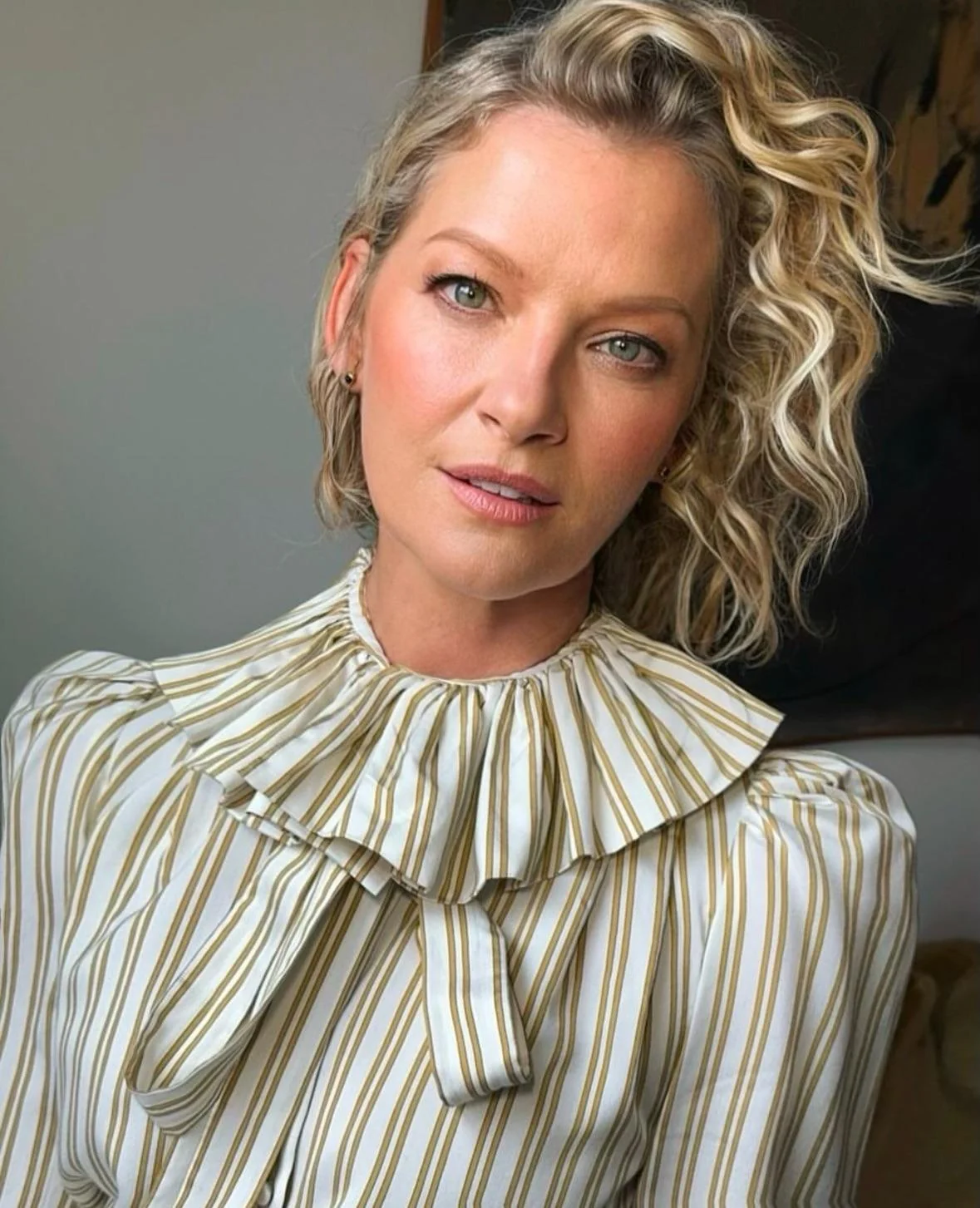 Gretchen Mol, 52 picture 2 of 3