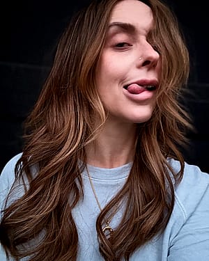 Jennifer Love Hewitt, 46'