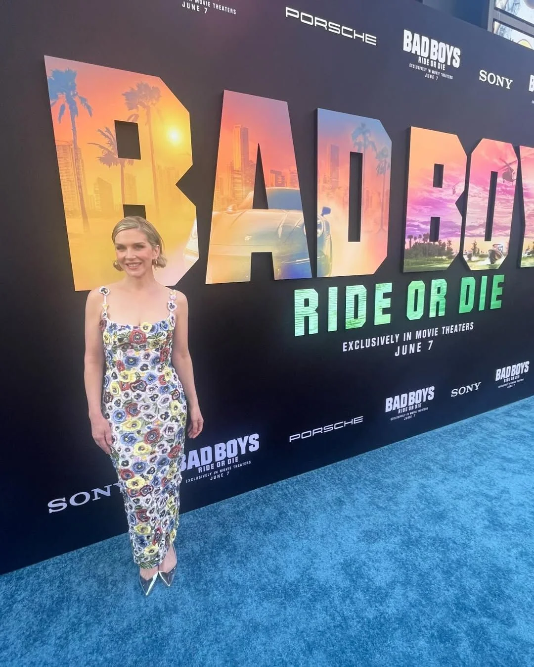 Rhea Seehorn, 52 picture 1 of 3