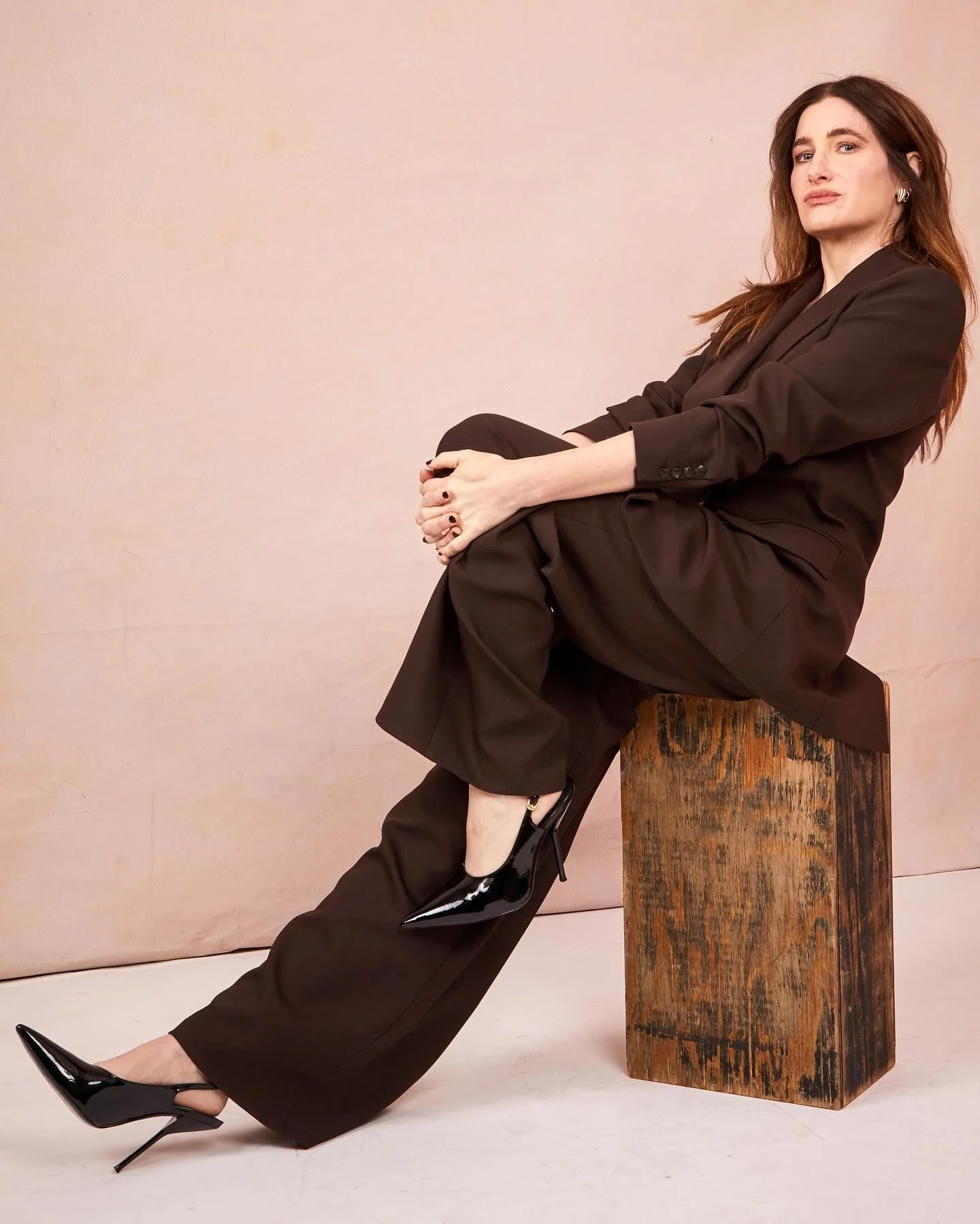 Kathryn Hahn, 51 picture 2 of 2