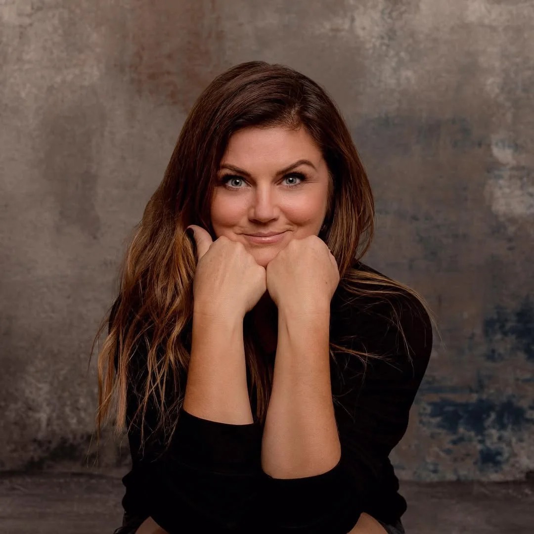 Tiffani Thiessen, 51 picture 1 of 4