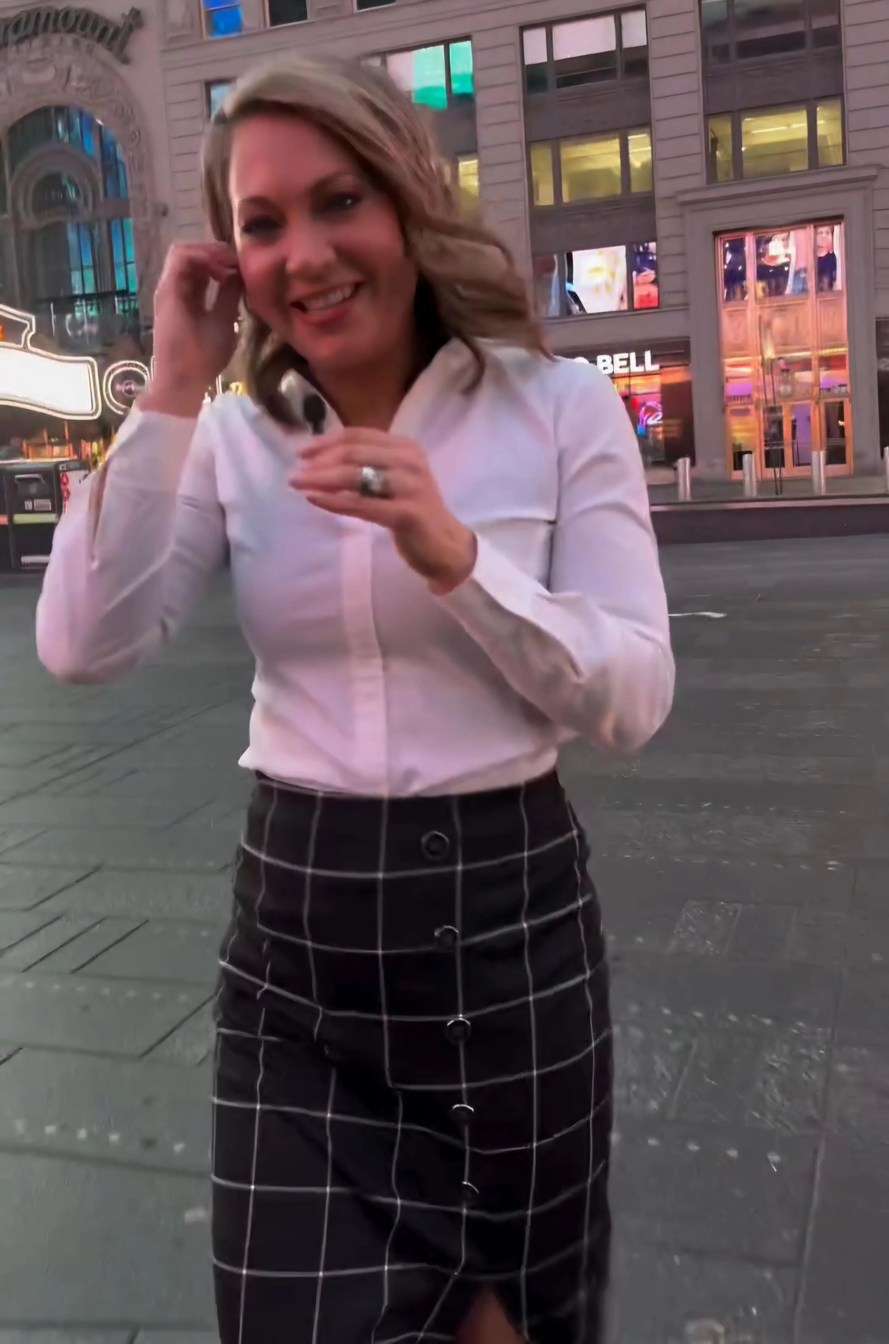 Ginger Zee, 44 picture 7 of 7