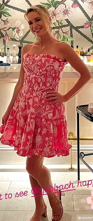 Amy Robach, 52'