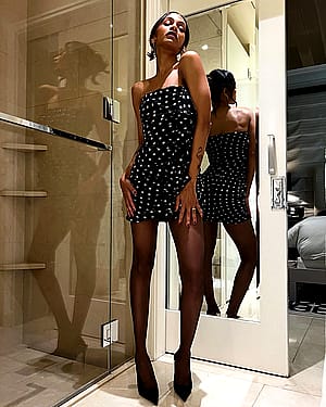 Zoe Saldana, 46'