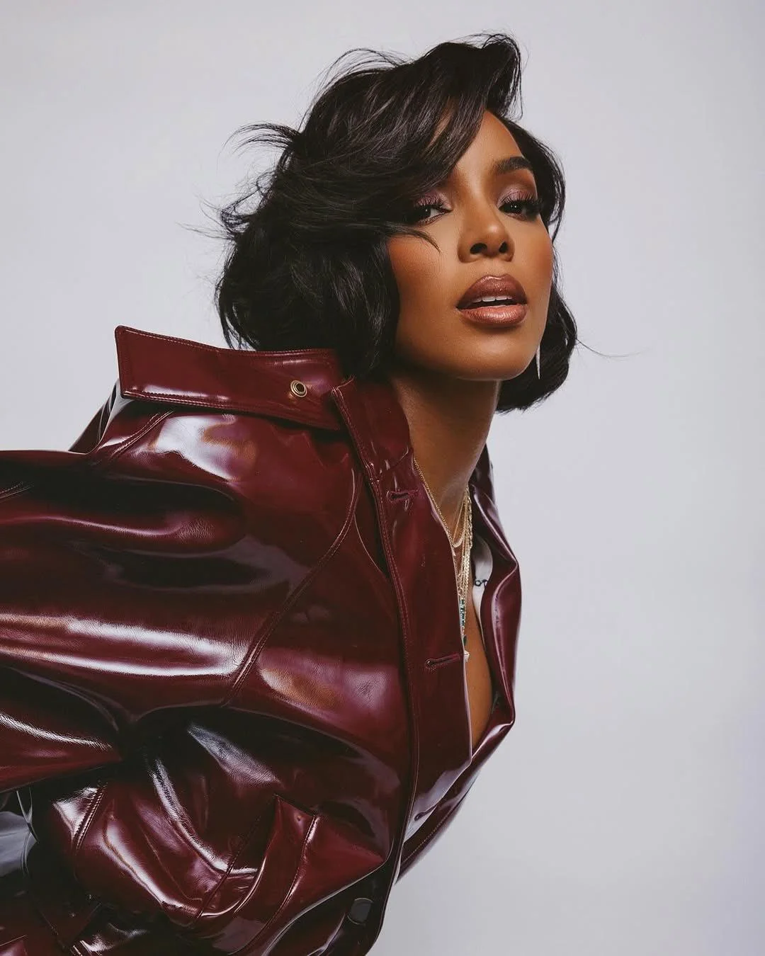 Kelly Rowland, 44 picture 2 of 4