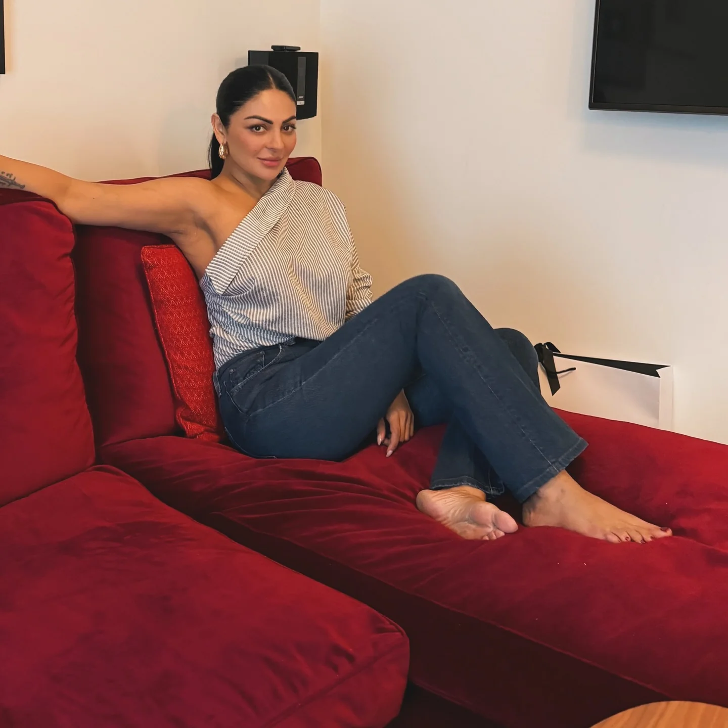 Neeru Bajwa, 44 picture 1 of 2
