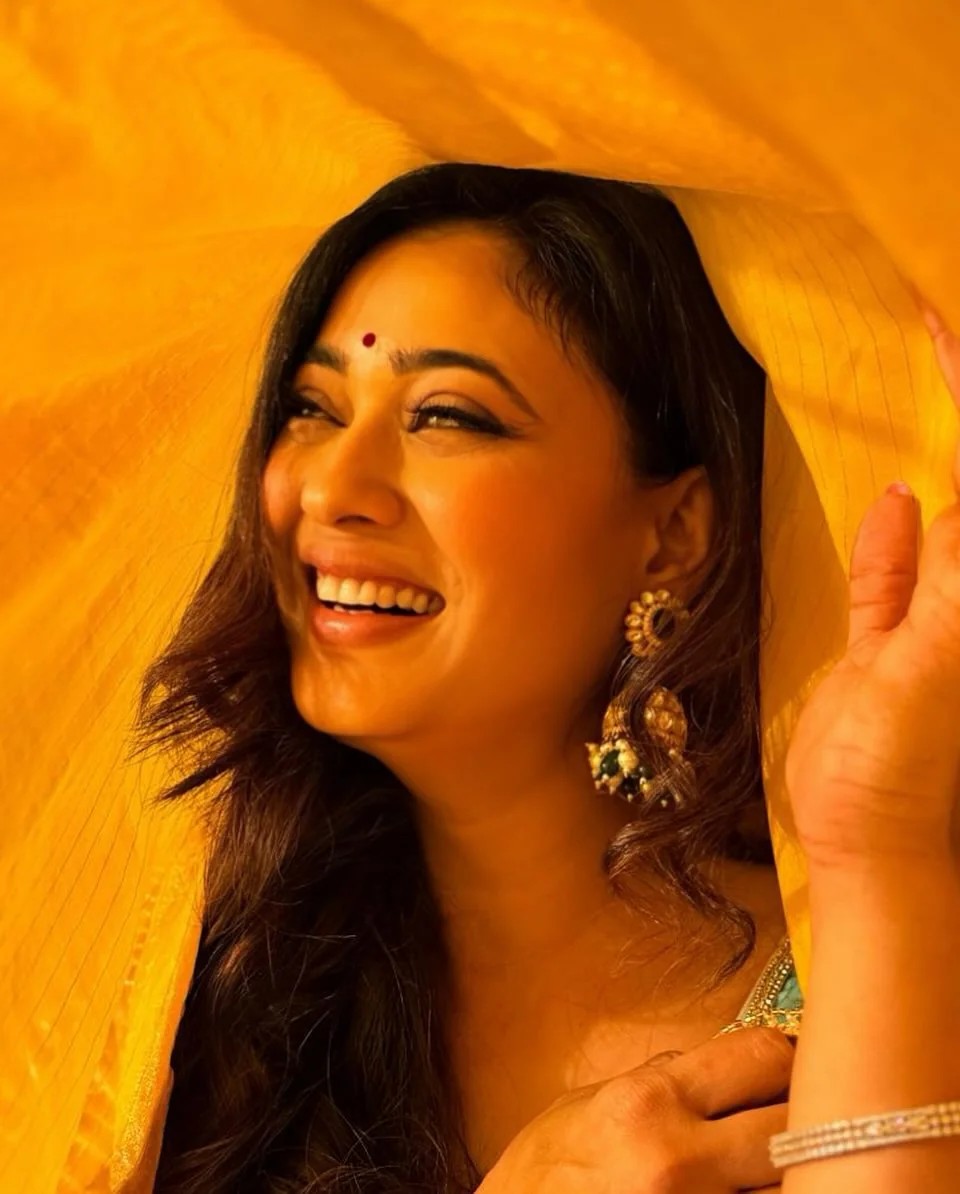 Shweta Tiwari, 44 picture 3 of 4