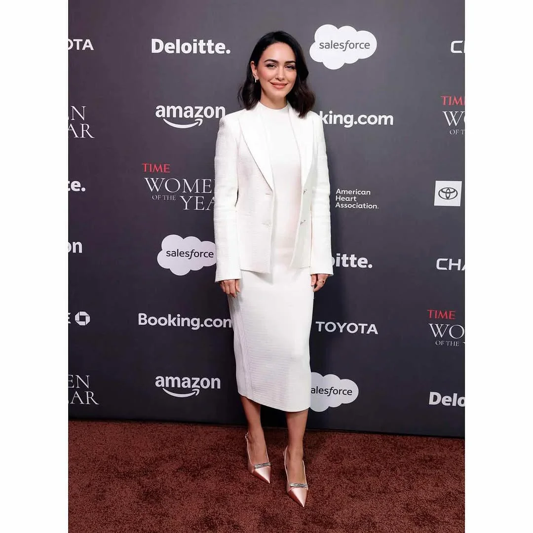 Nazanin Boniadi, 44 picture 1 of 3